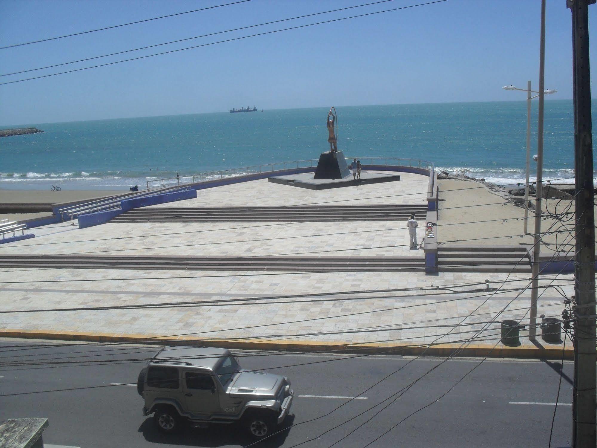 Fortmar Hotel Fortaleza  Bagian luar foto